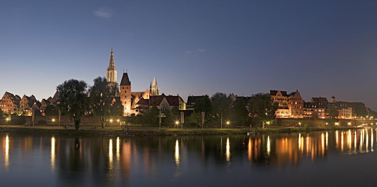 City-Hotel garni Neu-Ulm Buitenkant foto